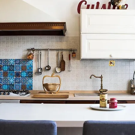 4 Passi Dal Centro Apartman Sarzana