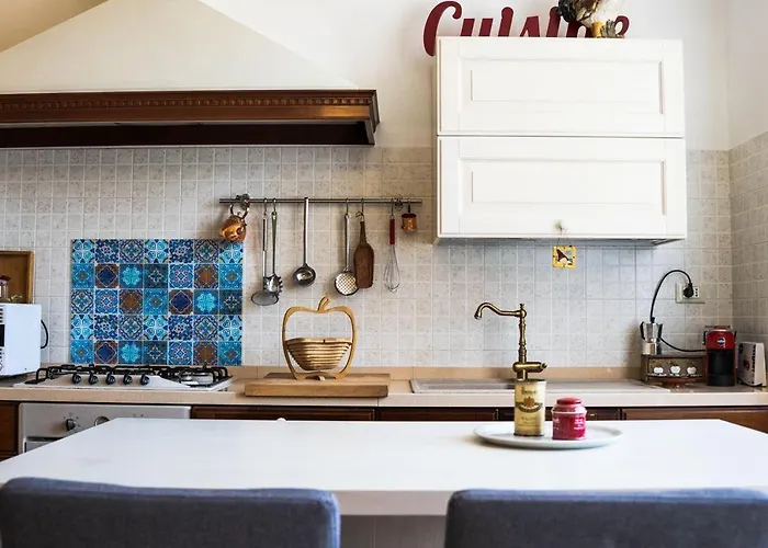 4 Passi Dal Centro Apartmán Sarzana