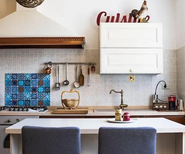 4 Passi Dal Centro * Sarzana